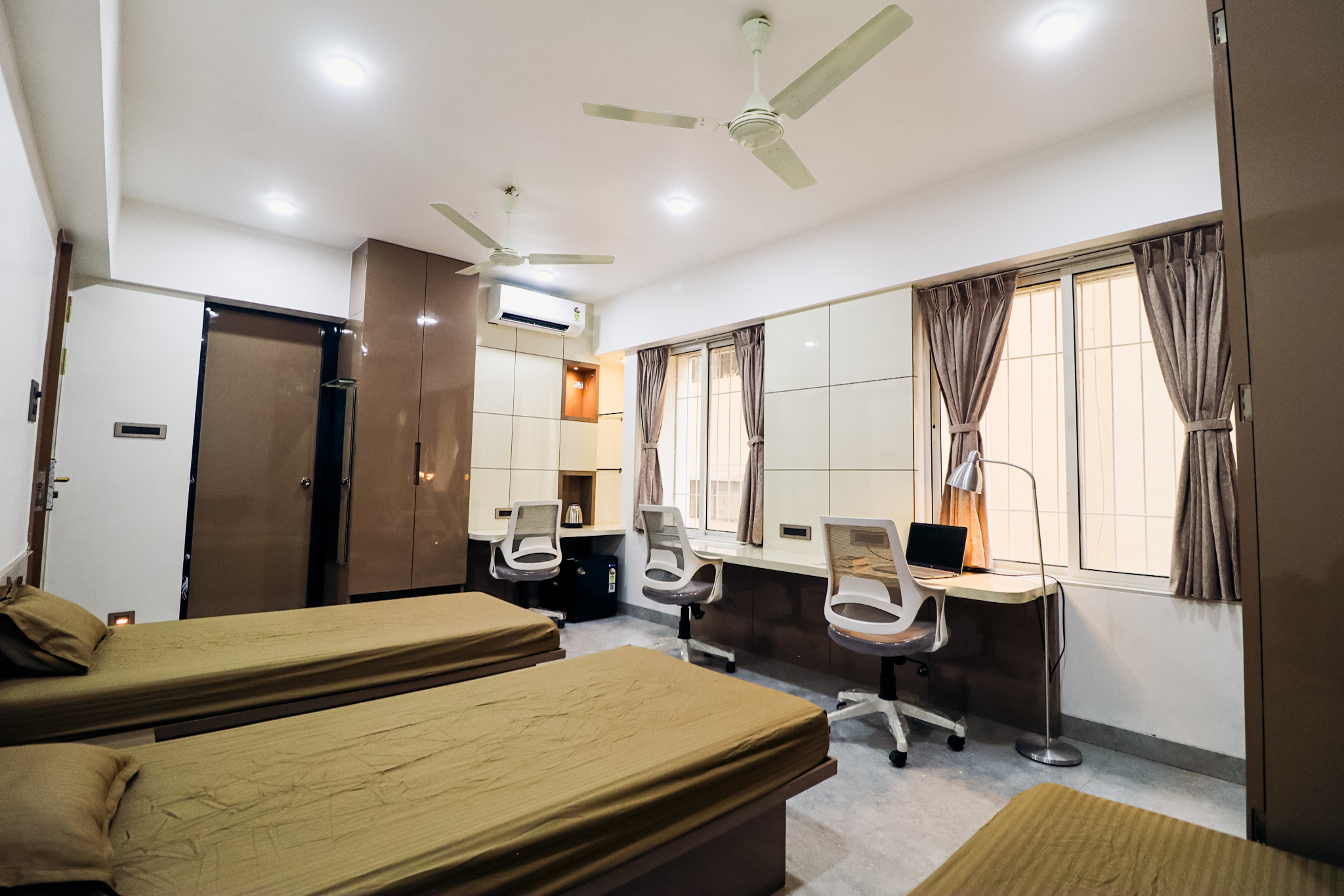 Room Bed Area